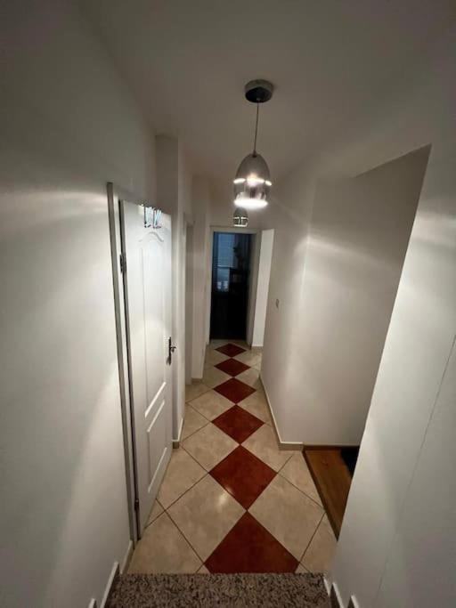 Porec, Tolle 3 Zi-Whg, Sehr Zentral, Top Zustand! Mit Internet Und W-Lan! Extérieur photo