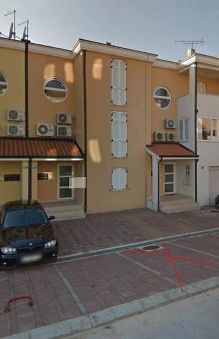 Porec, Tolle 3 Zi-Whg, Sehr Zentral, Top Zustand! Mit Internet Und W-Lan! Extérieur photo