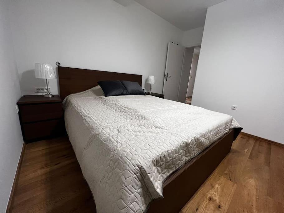 Porec, Tolle 3 Zi-Whg, Sehr Zentral, Top Zustand! Mit Internet Und W-Lan! Extérieur photo